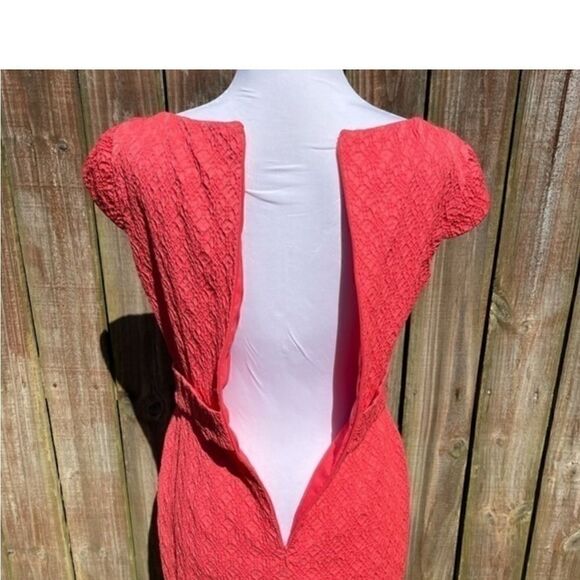 Kay Unger Deep Coral Textured Gold Belted Dress - Picture 14 of 16